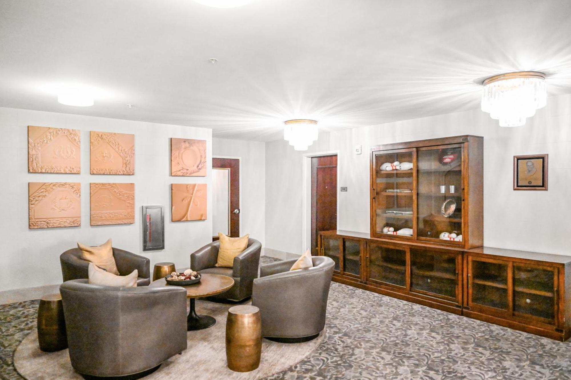 Heart Of Dt With Free Pool & Steam Plus Gym Luxe 812 Cleveland Eksteriør billede