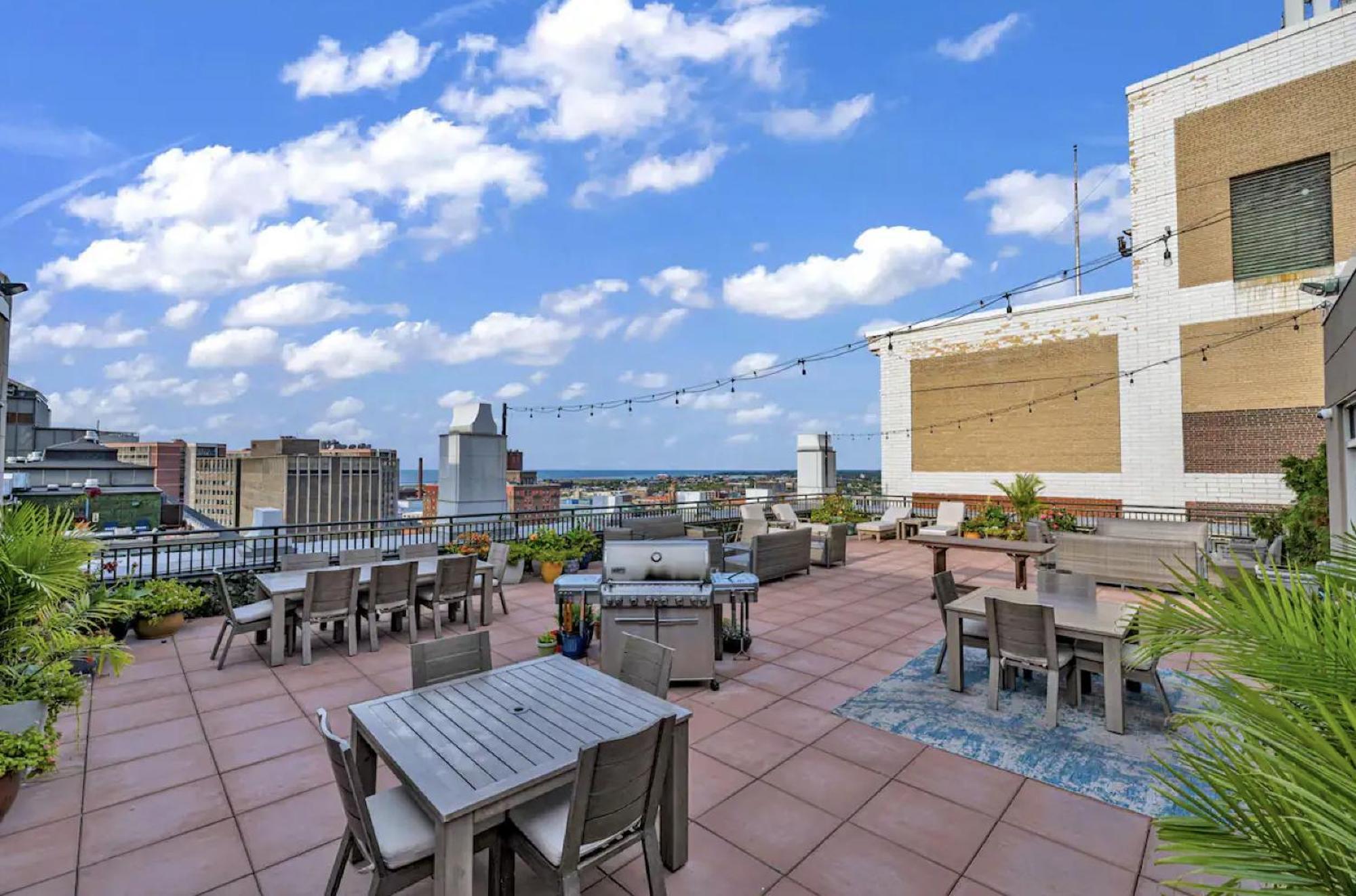 Heart Of Dt With Free Pool & Steam Plus Gym Luxe 812 Cleveland Eksteriør billede