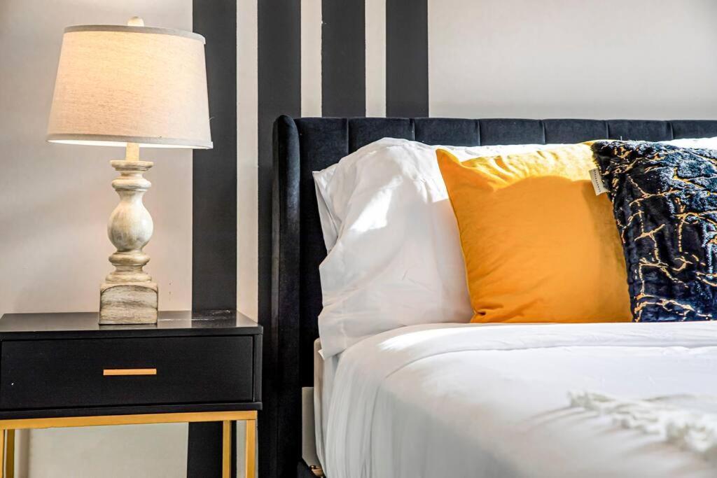 Heart Of Dt With Free Pool & Steam Plus Gym Luxe 812 Cleveland Eksteriør billede